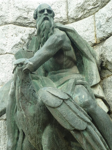 Statue de Saint Jean l'Évangéliste